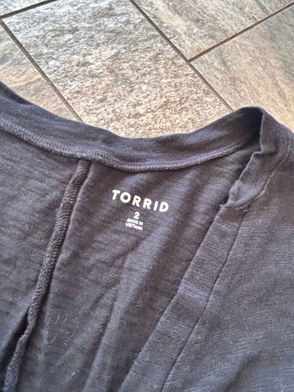 Torrid Vintage V-Neck Top - Picture 6 of 9